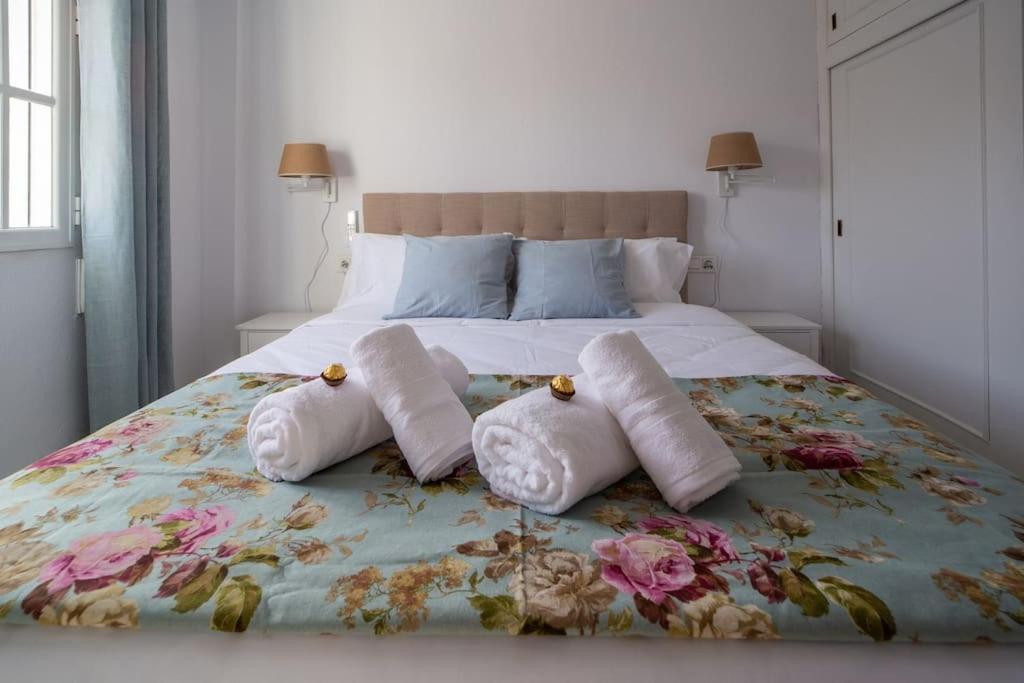 Central And Beautiful Apartment - Free Parking มาลากา ภายนอก รูปภาพ